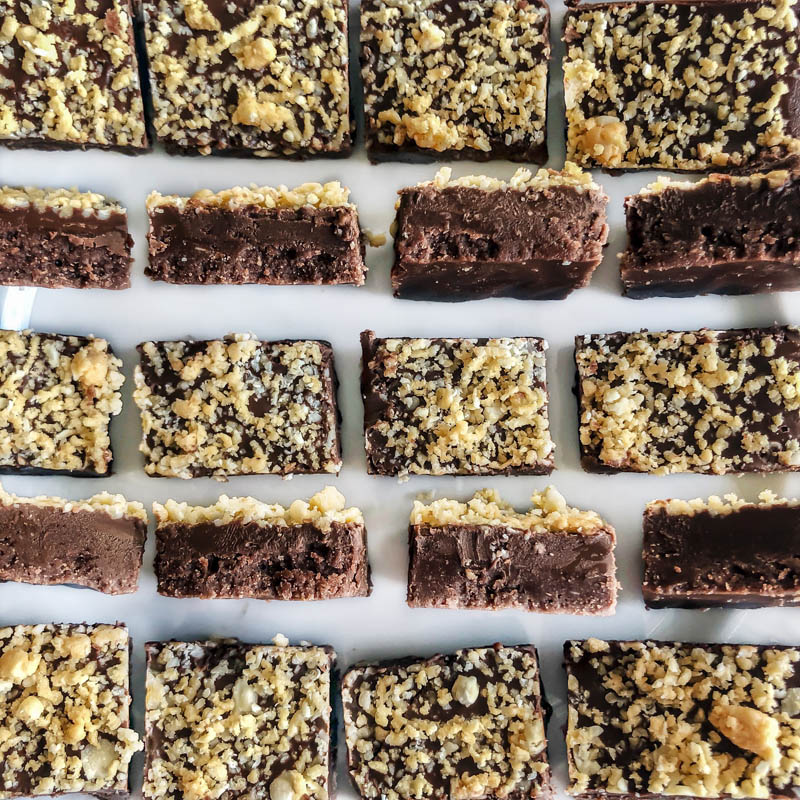 Recept på Hemmagjord Fudge med Chokladglasyr