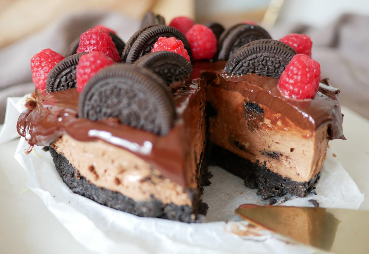 Recept på No bake Oreo cheesecake med choklad i tre lager