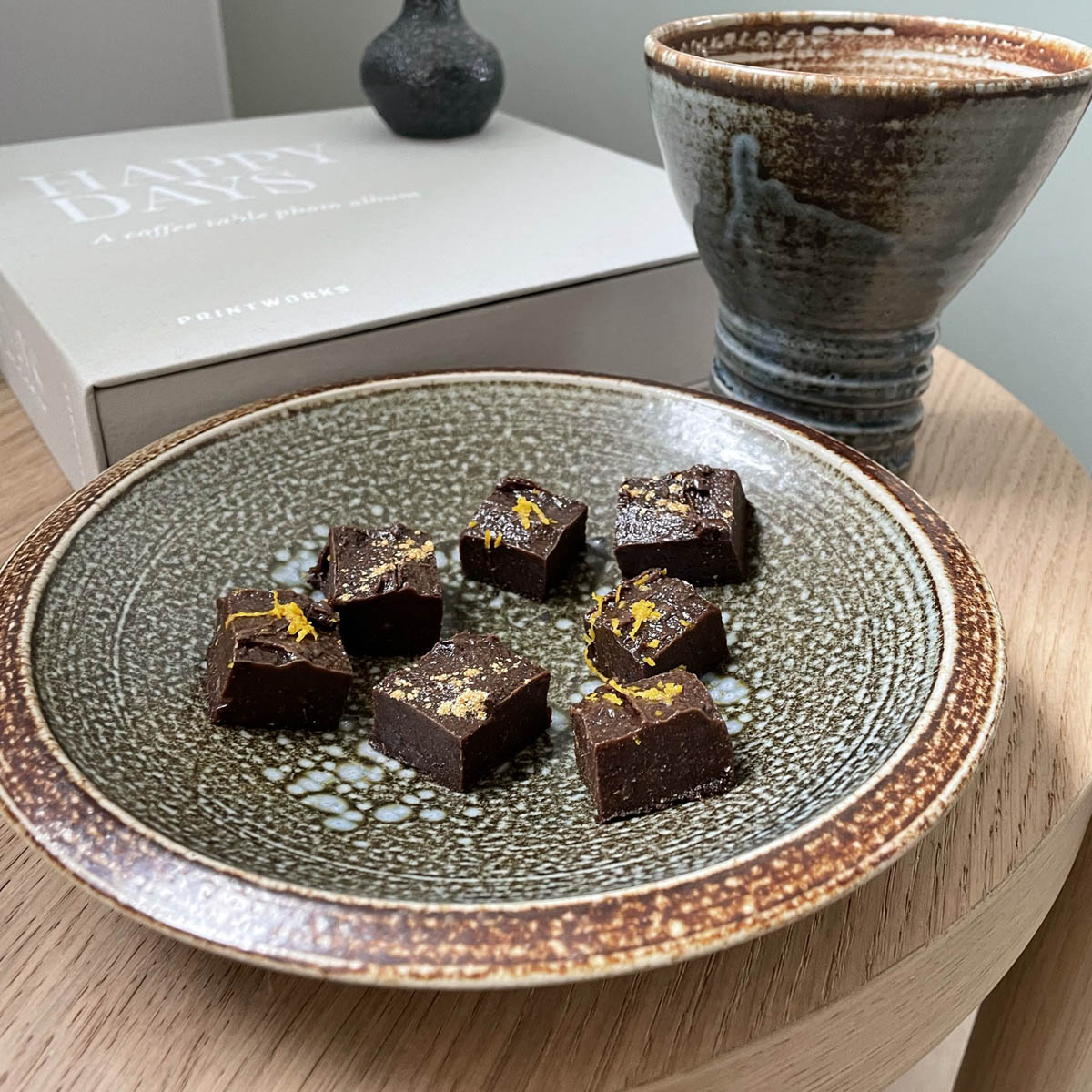 Recept på Nötfri raw-kola med smak av pepparkaka